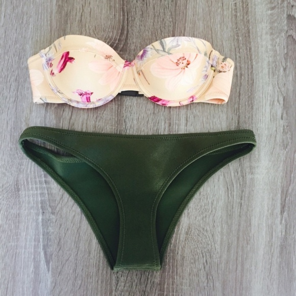 Triangl bikini